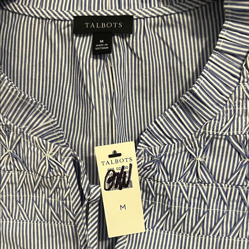 NWT Talbots Blue Pin-Stripe Sleeveless Top size Medium - Picture 2 of 3